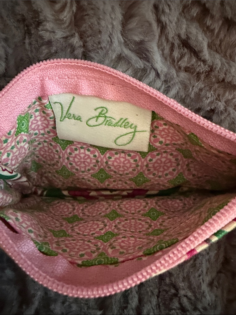3 Vera Bradley Pink and Green Paisley Quilted cosmetic bags and card holder. - Picture 9 of 11